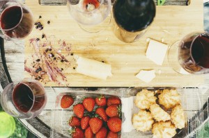 food-drink-kitchen-cutting-board